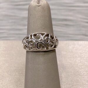 Vintage NV Sterling Silver 925 Swirl Scroll Filigree 3D Dome Band Ring